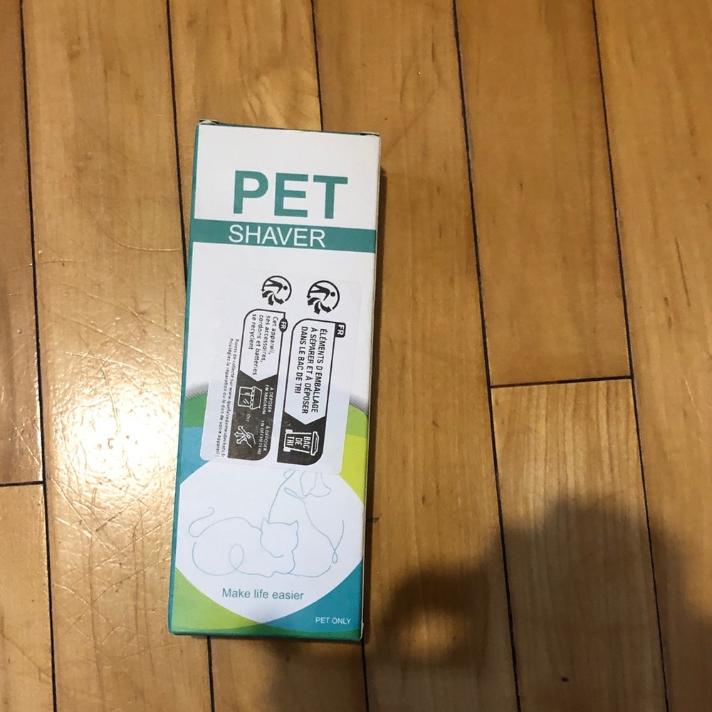 PET Shaver Electric Grooming Tool - excellent for small dogs- NIB
